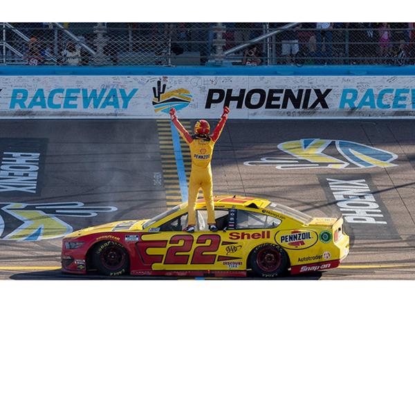 正規品 多走行車におすすめ 鉱物油 ペンズオイル ハイマイレージ 5w30 5w 30 Sp Gf 6a 3l 1ケース 3l 6 ガソリン車専用 経年車 走行距離が多い車 4115 両総屋yahoo 店 通販 Yahoo ショッピング