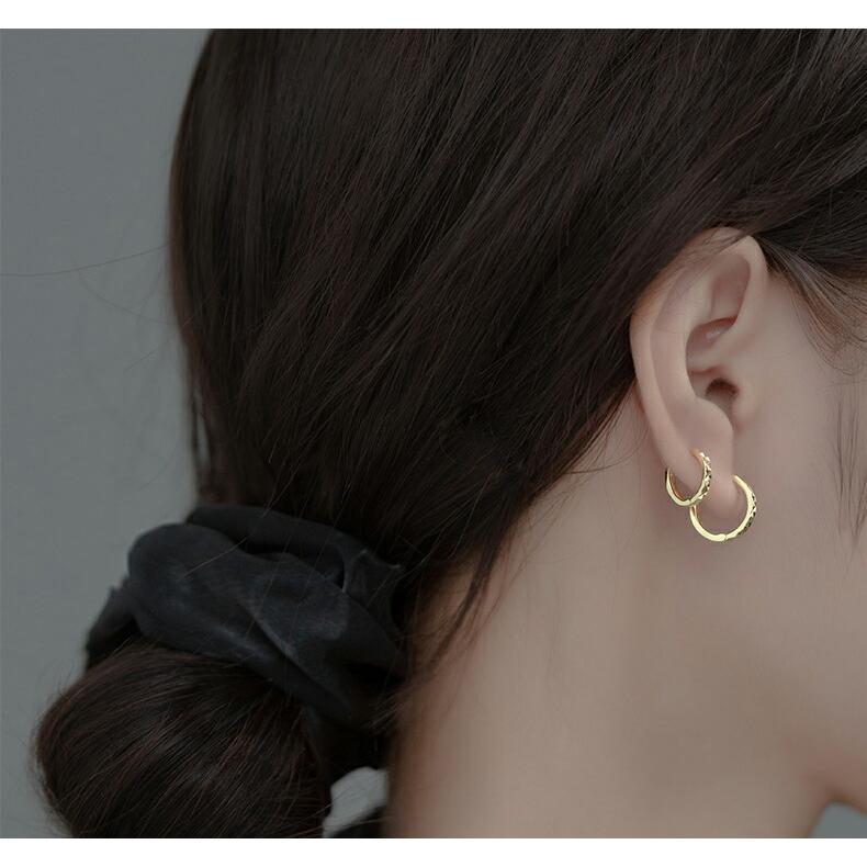 ピアス リング つけっぱなし 小さい シンプル 軟骨 金属アレルギー 小さめ ミニ シルバー925 アレルギー対応 20G 仕事用 小さいピアス リングピアス 爆買 |  | 05