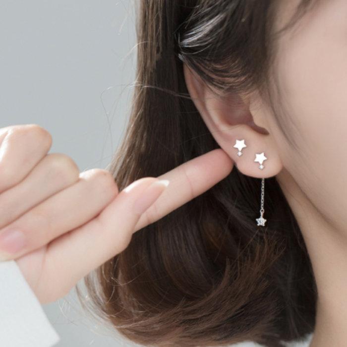 ピアス スター Silver925 揺れる シンプル お星さま 左右非対称 
