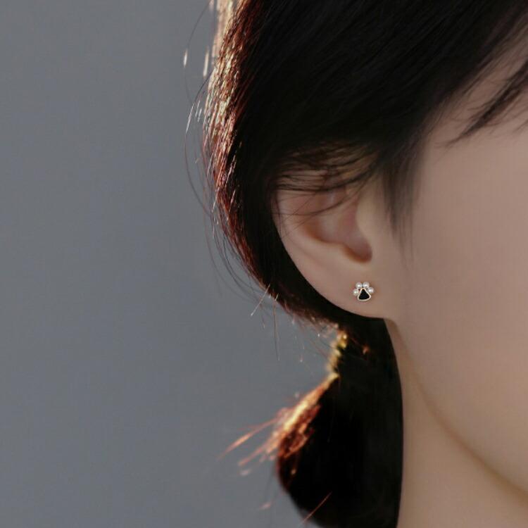 肉球ピアス 猫 犬 ピアス ホワイト ブラック シルバー999