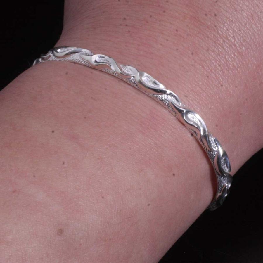 バングル メンズ シルバー ブランド 龍頭 火焔 シルバーバングル 白仕上げ シンプル B 123 龍頭 Silveraccessorieswebshop 通販 Yahoo ショッピング