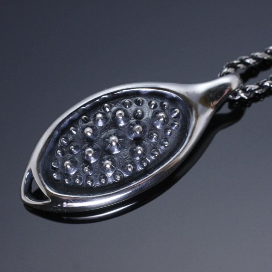 国内外の人気 メンズネックレス メンズペンダント 和柄 ペンダント ブランド 燻し ペンダントトップ 霰 龍頭 シルバー メンズ ネックレス メンズアクセサリー Chescotimes Com