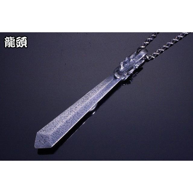 ペンダント ネックレス メンズ シルバー 龍頭 龍 剣 ペンダントトップ ガーネット 刀 日本刀 P 371 龍頭 Silveraccessorieswebshop 通販 Yahoo ショッピング