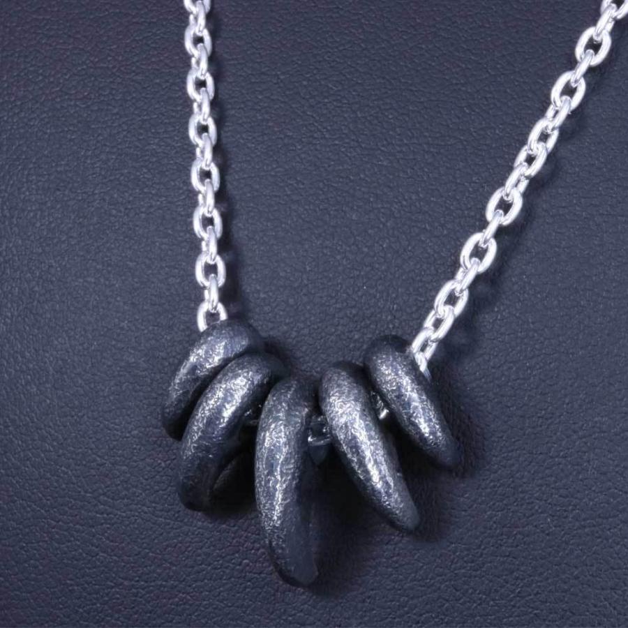 パワーグッズ　勾玉ペンダント ペンダント メンズ 八尺瓊 勾玉 ペンダントトップ 燻し仕上げ SIZE:S×2