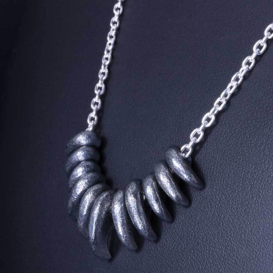 メンズ 八尺瓊 勾玉 ペンダントトップ 燻し仕上げ SIZE:S×6 M×4 L×1個セット  ネックレス 【リブロスペンダント】 三種の神器 神話