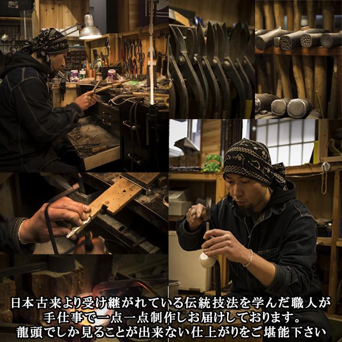 ペンダント メンズ K18 シルバー 龍頭 岩石 矢尻 ペンダントトップ 燻し仕上げ 矢じり 鏃 ブランド 和柄 和風 男性用 ギフト プレゼントの画像