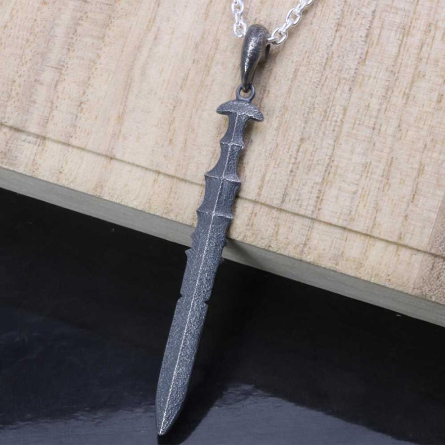 ペンダント メンズ 天叢雲剣 ペンダントトップ バチカン 勾玉