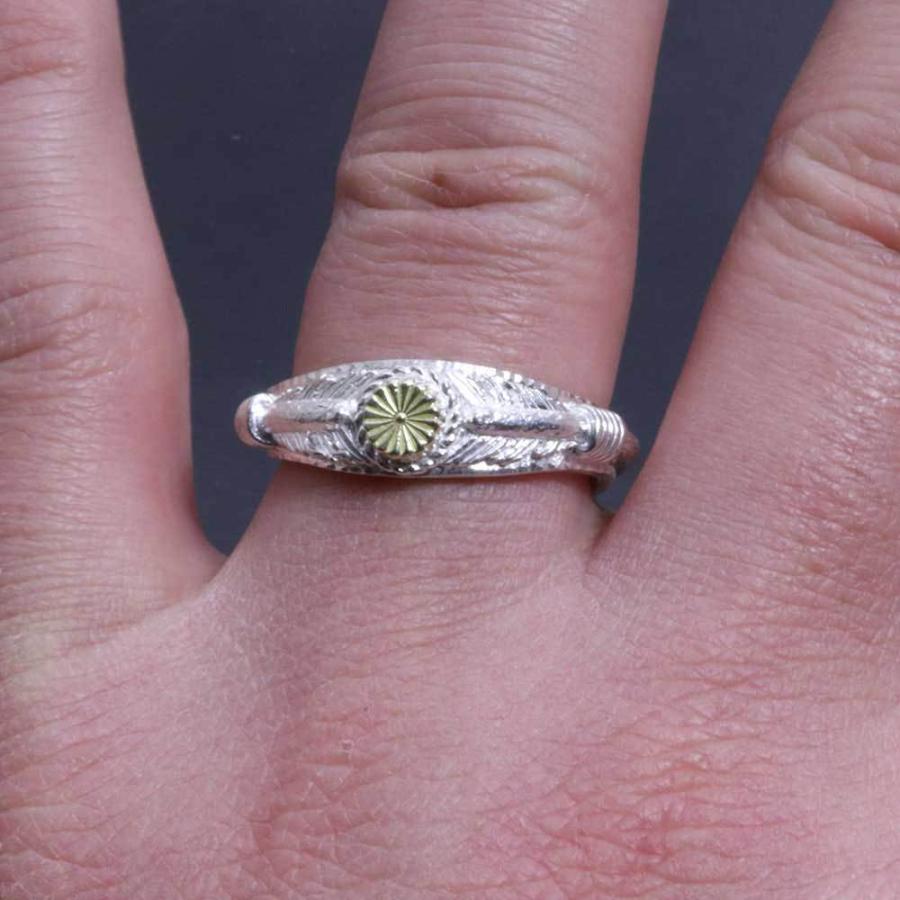 指輪 メンズ 龍頭 生 弓矢 菊紋 リング 白仕上げ 矢 K18 シルバー