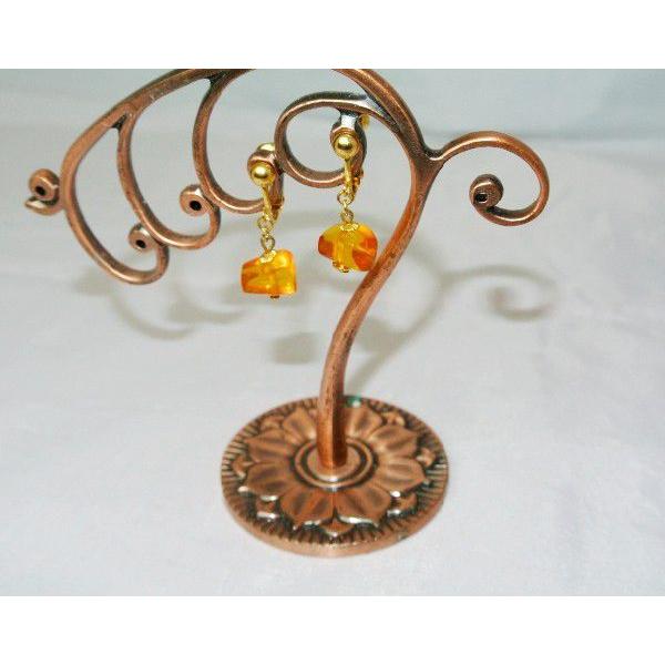 琥珀 コハク アンバー イヤリング 耳飾り さざれ型 10mm |  | 01