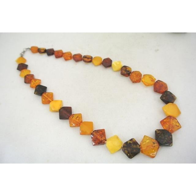 琥珀 コハク アンバー 六角形 ネックレス カニカン 魔除け 金運 : 横浜