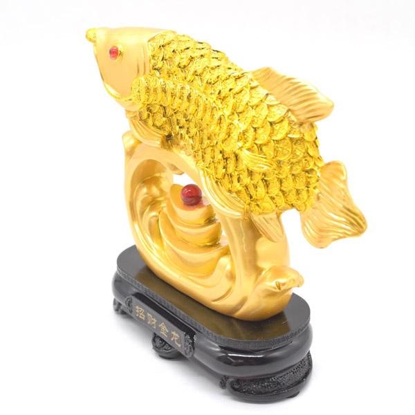 アロワナの置物 龍魚 元宝 台座付き 樹脂製置物 17cm : 横浜中華街龍