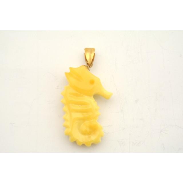 琥珀　ペンダントトップ　K18 GALLERY megumi 保証書付き K18 天然 琥珀 ペンダント こはく