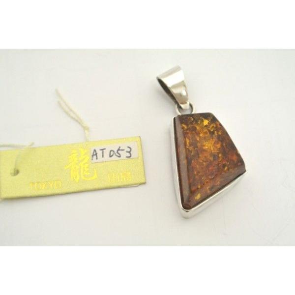 琥珀 コハク アンバー ペンダントトップ 天然石パーツ シルバー925 グリーン琥珀 |  | 02