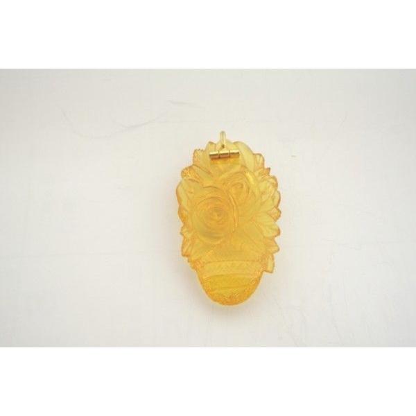 琥珀 コハク アンバー ペンダントトップ 天然石パーツ シルバー 折りたたみ式 フラワーバスケット彫りもの |  | 01