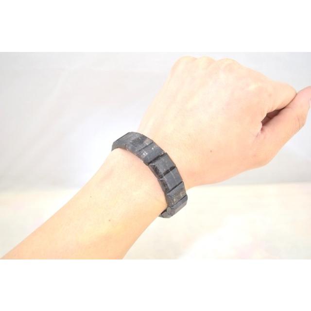 ブラックルチルクォーツ 黒針水晶 濃い目 平型 天然石アクセサリー