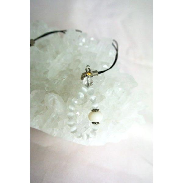 【メール便OK】 珊瑚 ストラップ ホワイトキャッツアイ 選べる2種類 |  | 02