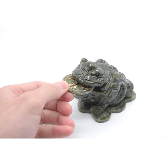 三脚蟾蜍 三本足 カエル 置物 緑玉石 天然石製 6cm |  | 06