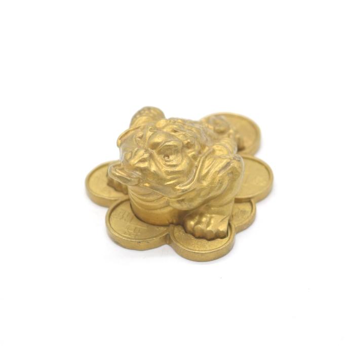 三脚蟾蜍 三本足 カエル 置物 銅製 銭咥え 3cm |  | 01