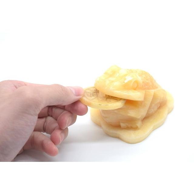 三脚蟾蜍 三本足 カエル 置物 黄玉石 天然石製 6.5cm |  | 06