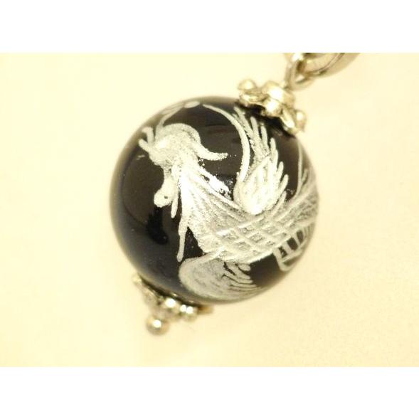 オニキス 鳳凰 ほうおう 銀彫り 3色タイガーアイ 虎目石 天然石ストラップ |  | 01