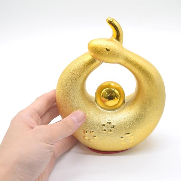 巳 蛇の置物 陶器製 17cm チヂミ柄 金色 小 : 横浜中華街龍 - 通販