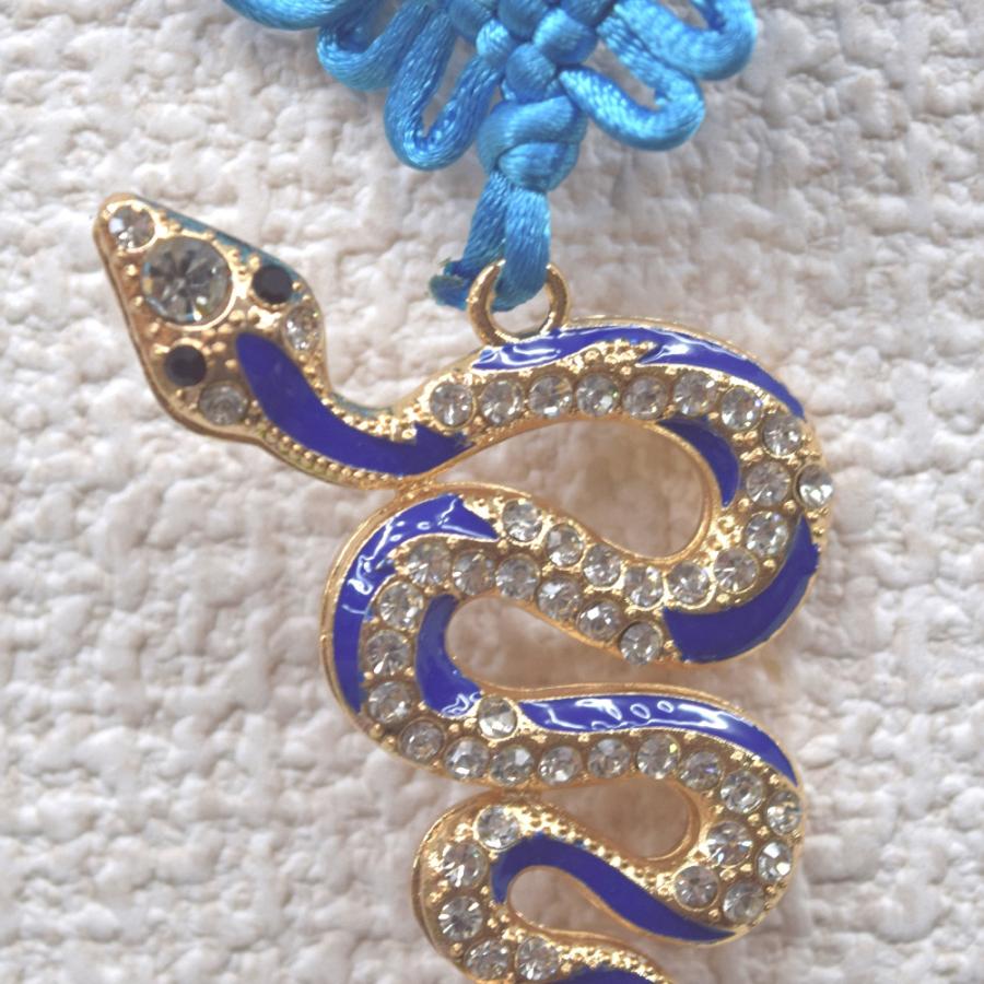 メール便OK】七宝の根付 巳 蛇の置物 27cm ヘビ ラインストーン付き