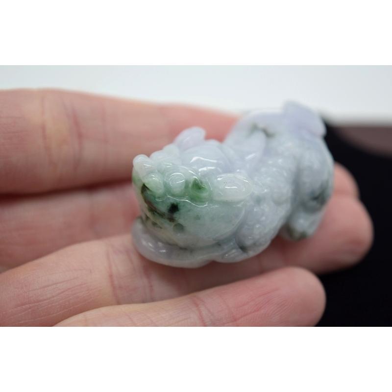 貔貅 翡翠 ジェイド ひすい  天然石 置物 4.5cmの画像
