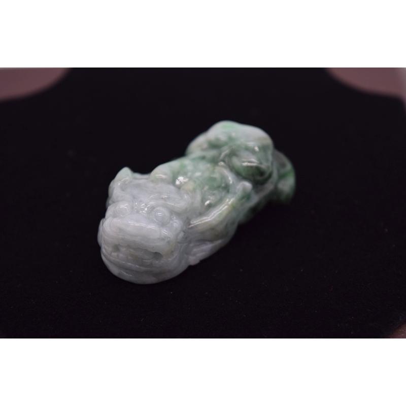 貔貅 翡翠 ジェイド ひすい 天然石 置物 4cm : 横浜中華街龍 - 通販