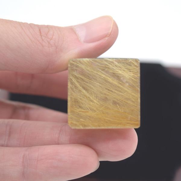 貔貅の置物 ヒキュウ ルチルクオーツ 金針水晶 正方形台座 5cm 天然石製 パワーストーン |  | 07