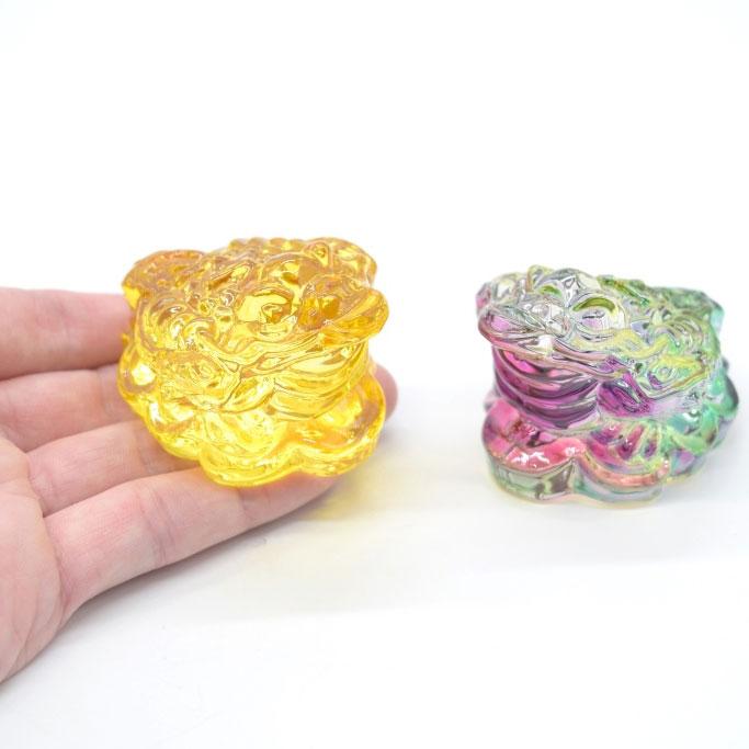 三脚蟾蜍 三本足 カエル 置物 樹脂製 4.5cm 二色から選べる 半透明 |  | 07