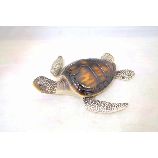 ウミガメ 亀 樹脂製置物 壁掛け置物 長寿 健康 幸運 中 : 横浜中華街龍