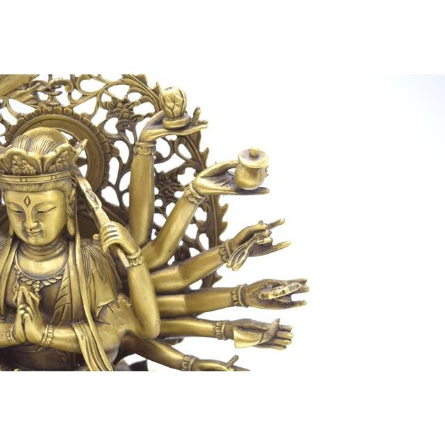 千手観音 仏像 銅製置物 台座付き 黄金色 大 : 横浜中華街龍