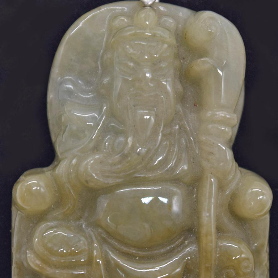 関羽の彫り物 ペンダントヘッド 翡翠 ヒスイ 天然石パーツ 関羽の彫り物 ペンダントヘッド 翡翠 ヒスイ 天然石パーツ