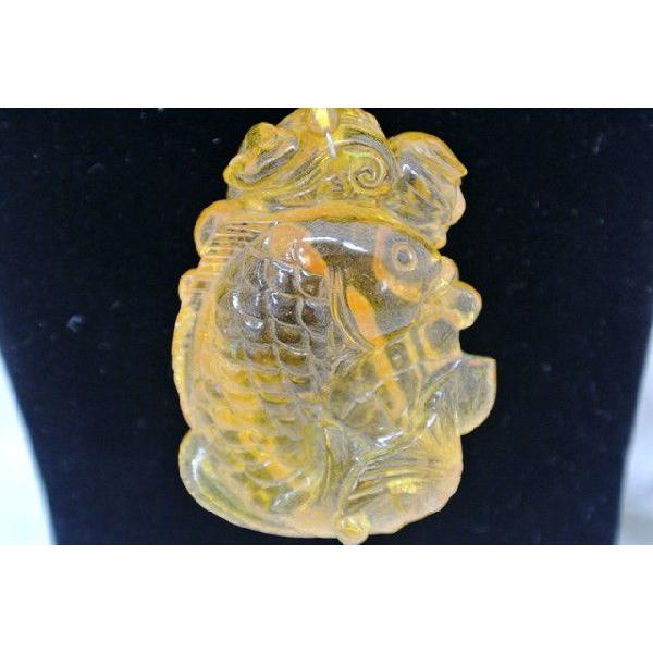 琥珀 コハク アンバー ネックレス K18 鯉彫りの画像