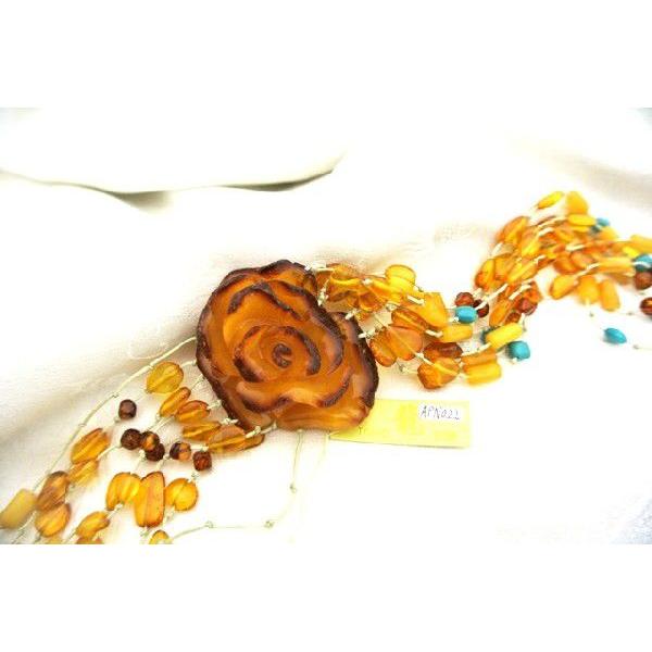 琥珀 コハク アンバー ネックレス 首飾り ミルキーアンバー 花彫りの画像