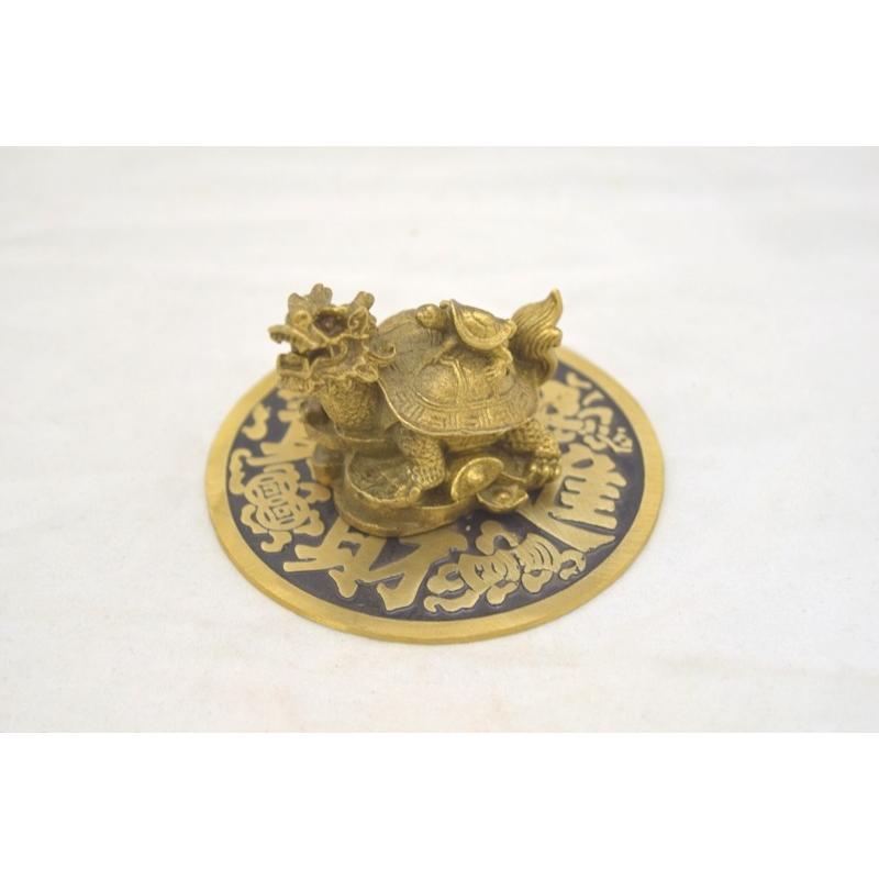 メール便OK】 招財進宝 風水古銭 双魚 鯉 銅製置物 中 : 横浜中華街龍