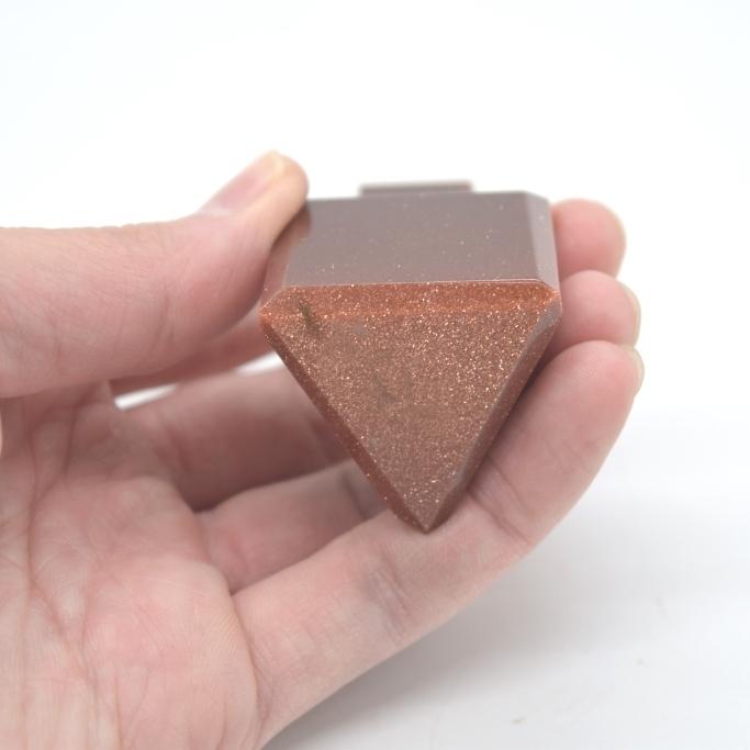 砂金石 ゴールドストーン 香水瓶 三角柱型 天然石置物 1点もの : 横浜