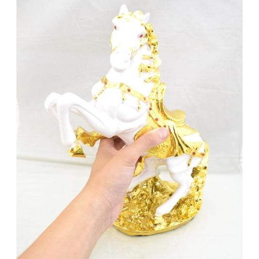 馬 置物 縁起物 午 樹脂製 白 うまくいく 成功 32cm_3