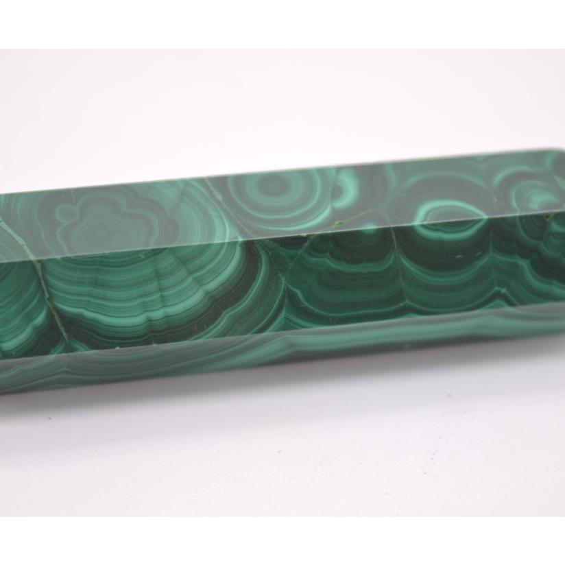 マラカイト 孔雀石 双尖六角柱 両錐 両剣型 天然石置物 10cm : 横浜