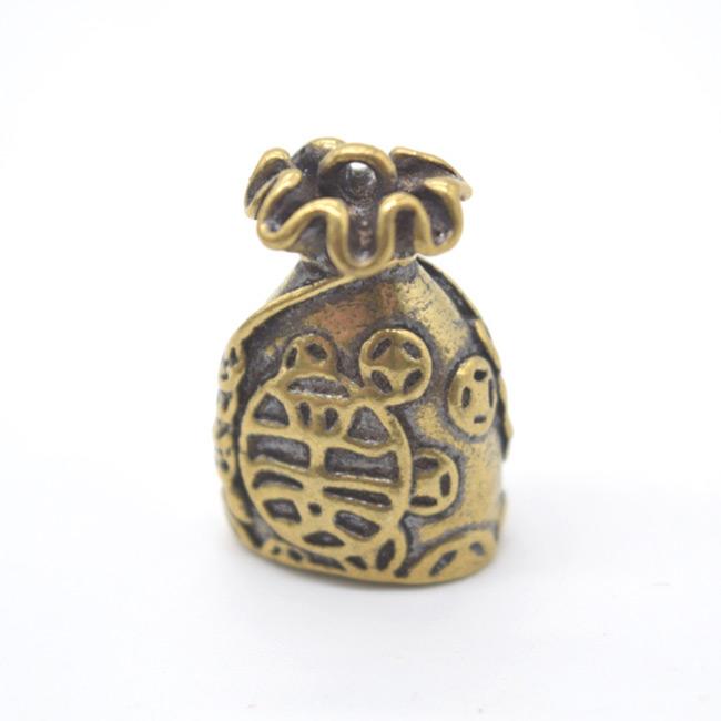 【メール便OK】 巾着 金の袋 銅製置物 ミニチュアサイズ 2.5cm |  | 06