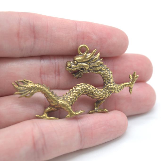 【メール便OK】辰 龍の置物 ミニチュア 銅製 3cm 壁掛け パーツ仕様 四神 |  | 04