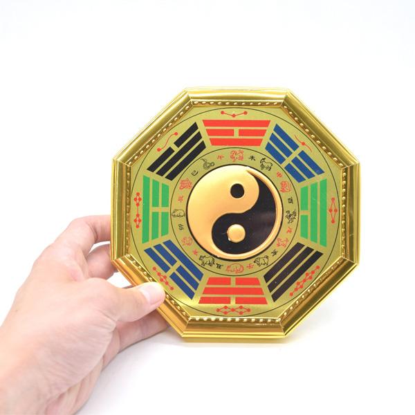 九宮八卦 装飾的な金属製円形オブジェ メール便OK】 八卦 魔除け 気の安定盤 16cm 太極 陰陽 壁掛け 風水