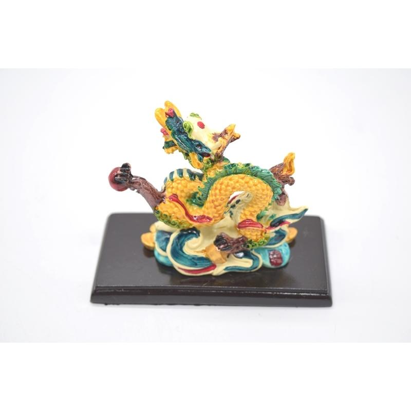 辰 龍の置物 カラフル 樹脂製 7cm 竜 台座付き 龍行天下 : 横浜中華街