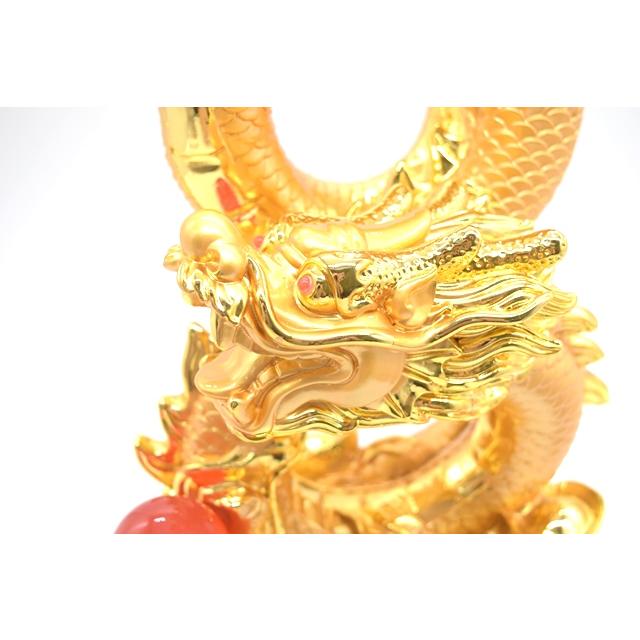 龍の置物 8の字龍 金色 竜 元宝 元宝 末広がり 台座付き 樹脂製 39cmの画像