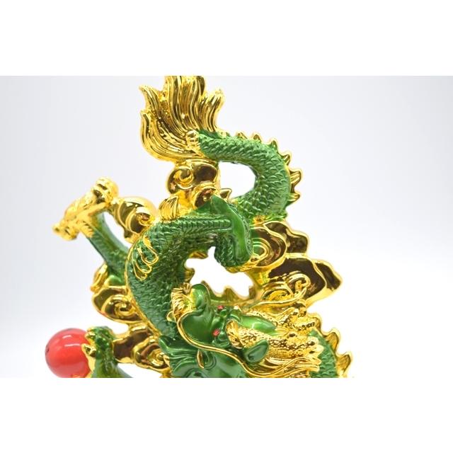 龍の壺 A LONGQUAN CELADON 'TOBI SEIJI' YUHUCHUNPING YUAN - MING
