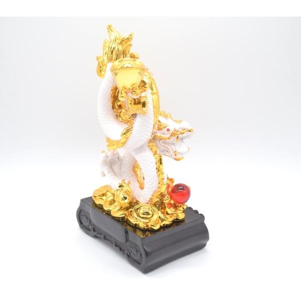 辰 龍の置物 8の字龍 白 樹脂製 竜 元宝 末広がり 台座付き 27cm