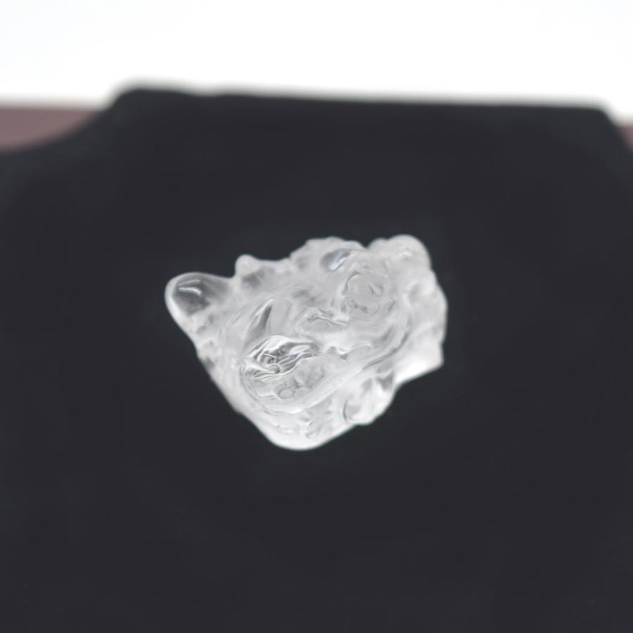 辰 龍の置物 龍頭 水晶 彫刻 2cm 竜 天然石パーツ : 横浜中華街