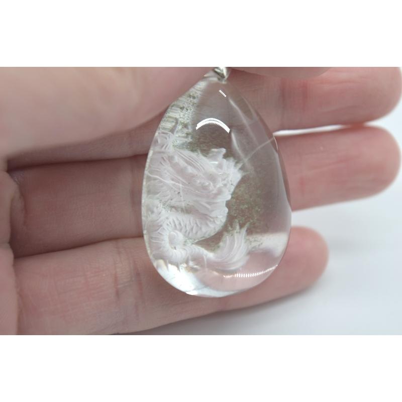 龍彫り グリーンファントム 水晶 裏彫り パワーストーン 天然石パーツ