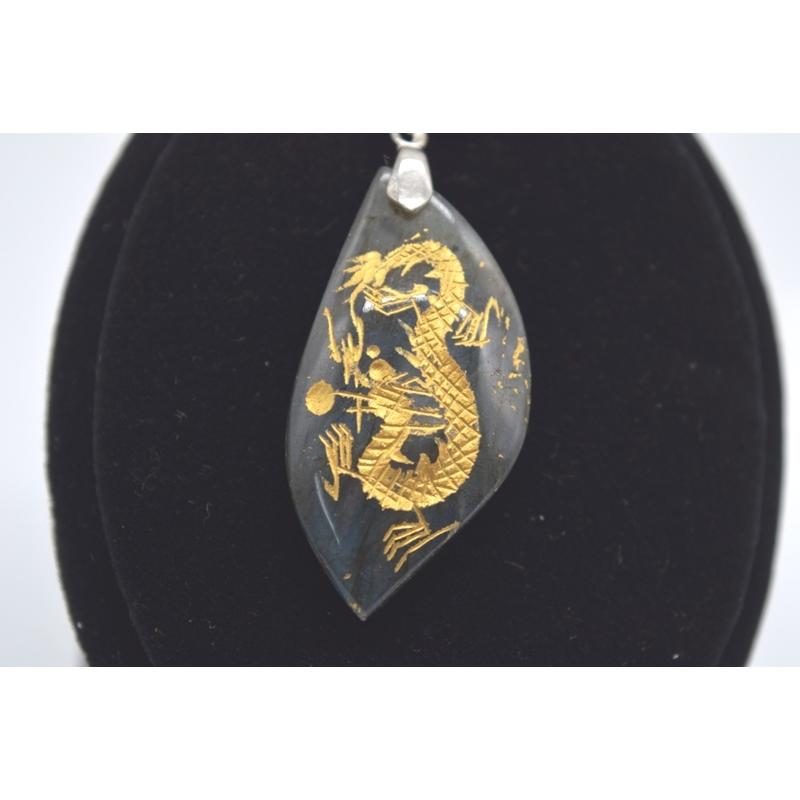 龍金彫り ラブラドライト 曹灰長石 パワーストーン 天然石パーツ