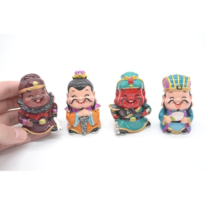 三国志 張飛 劉備 関羽 孔明 樹脂製置物 マスコット人形 4個セット